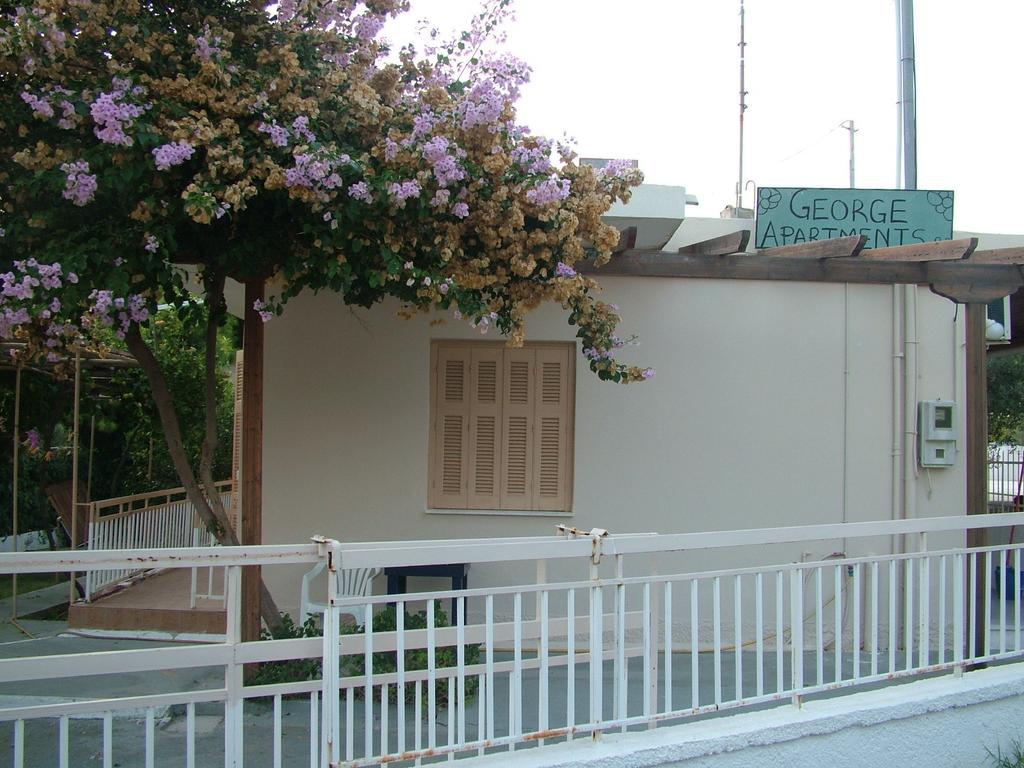George'S Apartment Agia Marina  Room photo
